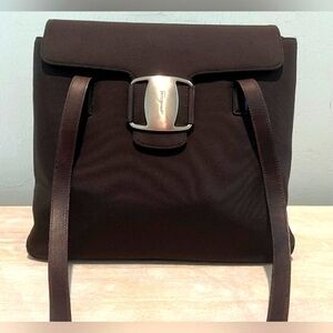 Luxurious Salvatore Ferragamo Vara Shoulder Bag in Dk Brown Nylon & Leat…